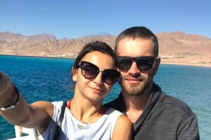 В июне 2024 года танцовщица говорила, что их браку с Хомячуком несколько раз грозил развод