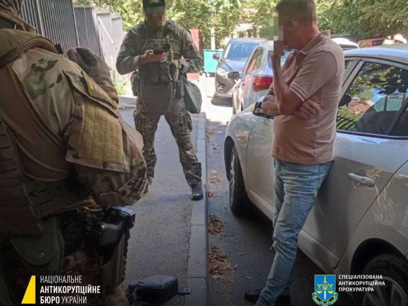 Фигурантов подозревают в завладении 12,5 млн грн на закупках энергооборудования