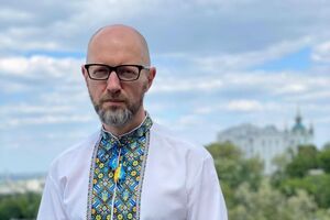 Яценюк: Прикро й боляче мені