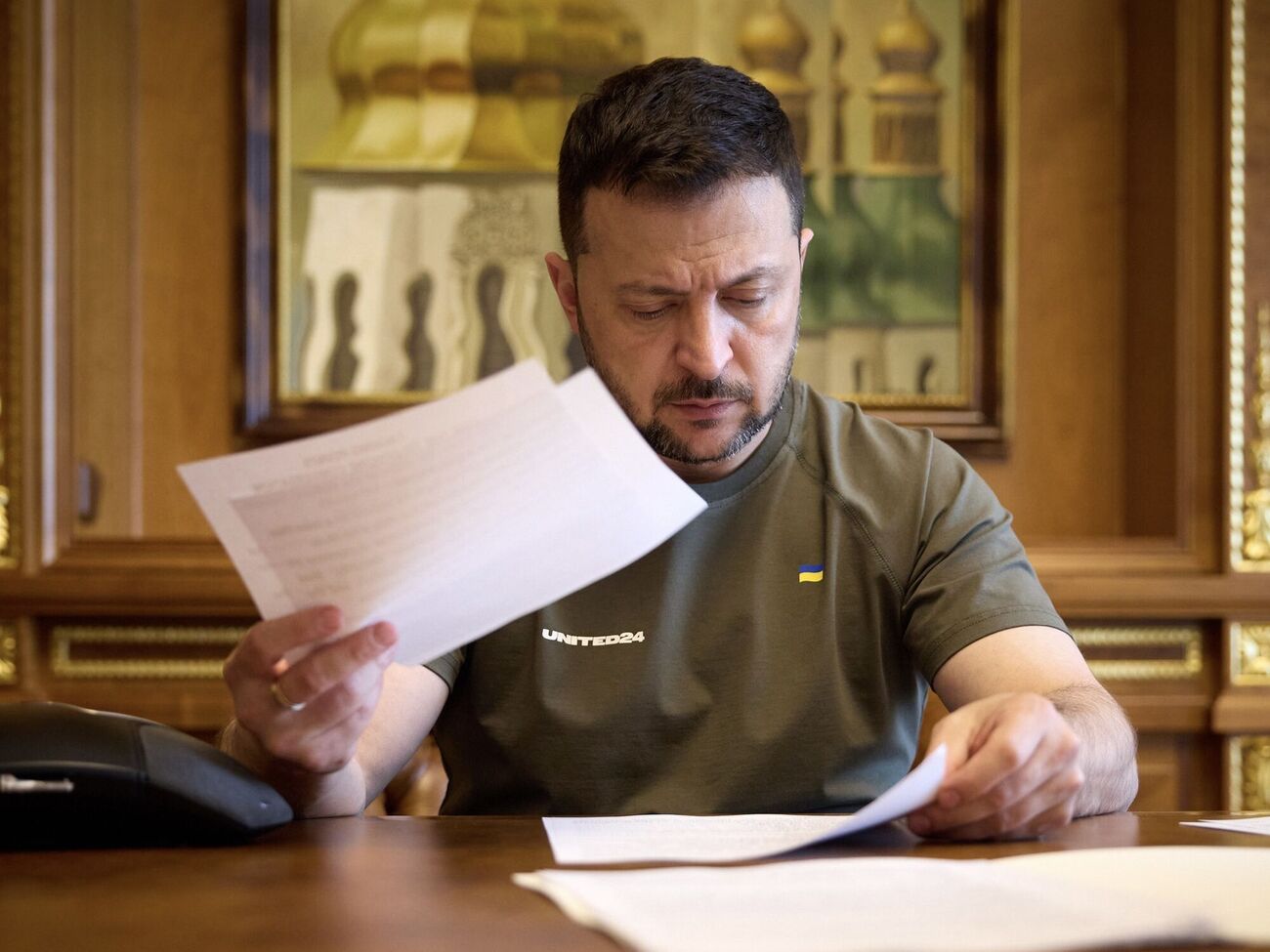 Зеленський провів нараду щодо ситуації в Курській області