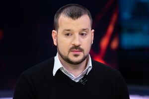 Есть опасность нам застрять в боях в Курской области, как орки – в Харьковской, когда продвинуться нельзя и выйти тоже