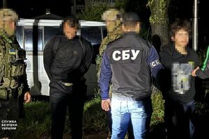 СБУ сообщила о задержании в двух регионах трех поджигателей военных автомобилей, один из них – контрактник-дезертир