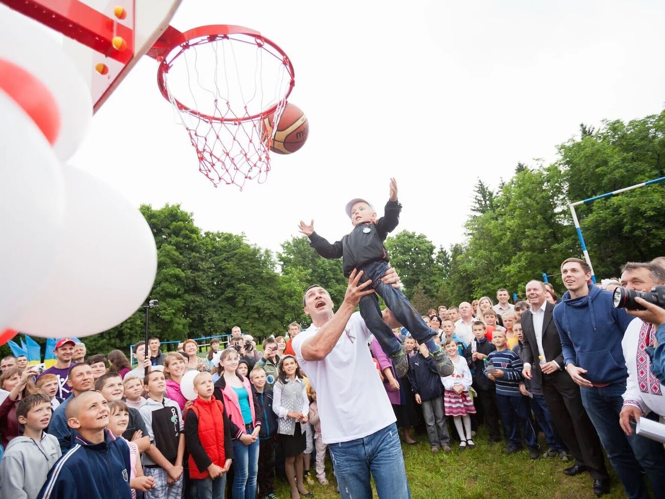 Зараз основний спортивний проєкт фонду – "Грай за рівність", спрямований на створення у школах середовища рівних можливостей для всіх
