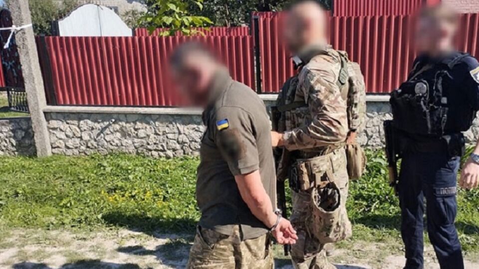 Затриманий був у військовій формі