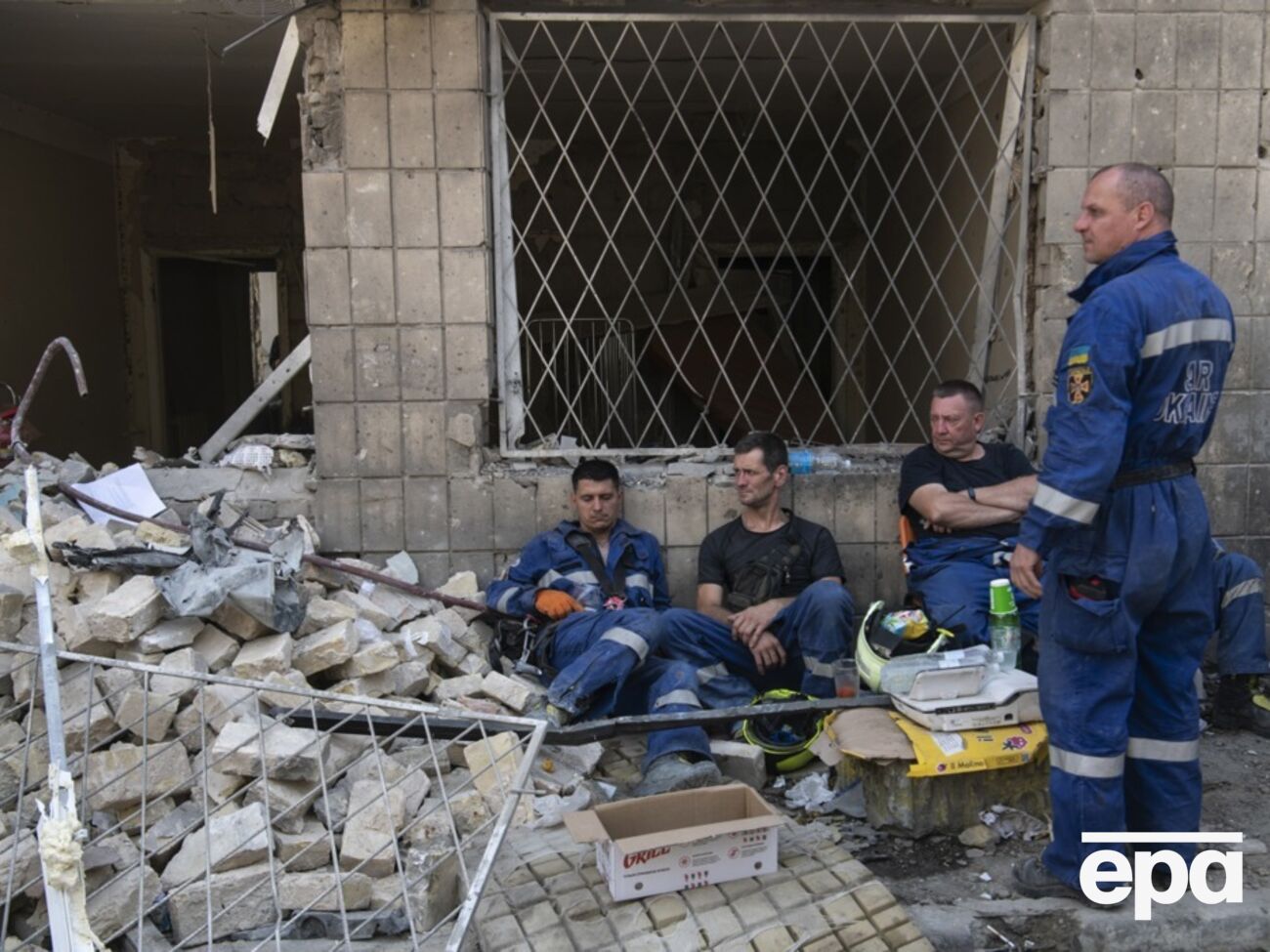 Больница и благотворительный фонд вступили в конфликт из-за денег, собранных на восстановление "Охматдета"