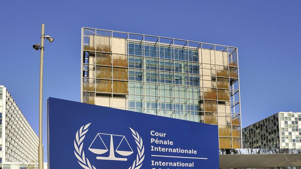 МКС не матиме юрисдикції над громадянами України щодо воєнних злочинів протягом семи років після ратифікації Римського статуту