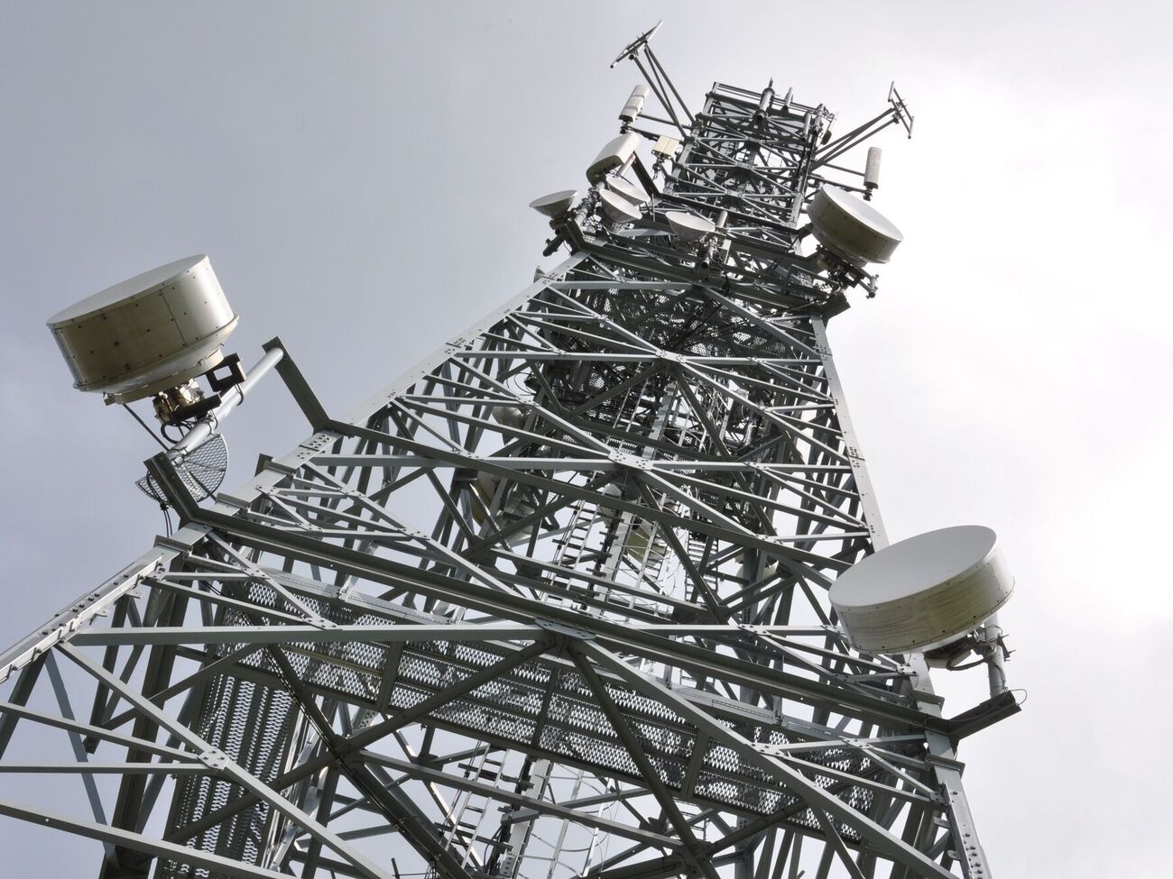 Операторам зв'язку та інтернету дозволять бронювати всіх працівників за певних умов