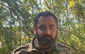 Российский морпех на видео попросил обменять его на пленных азовцев