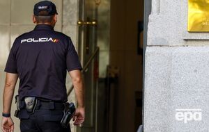 Полиция выясняет мотивы преступления