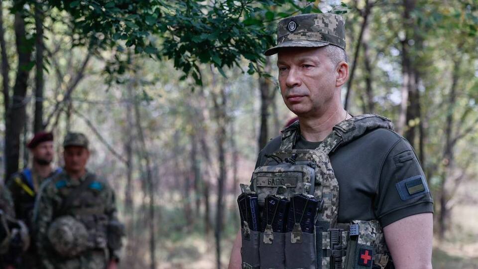 Сирський був на межі звільнення, пишуть ЗМІ