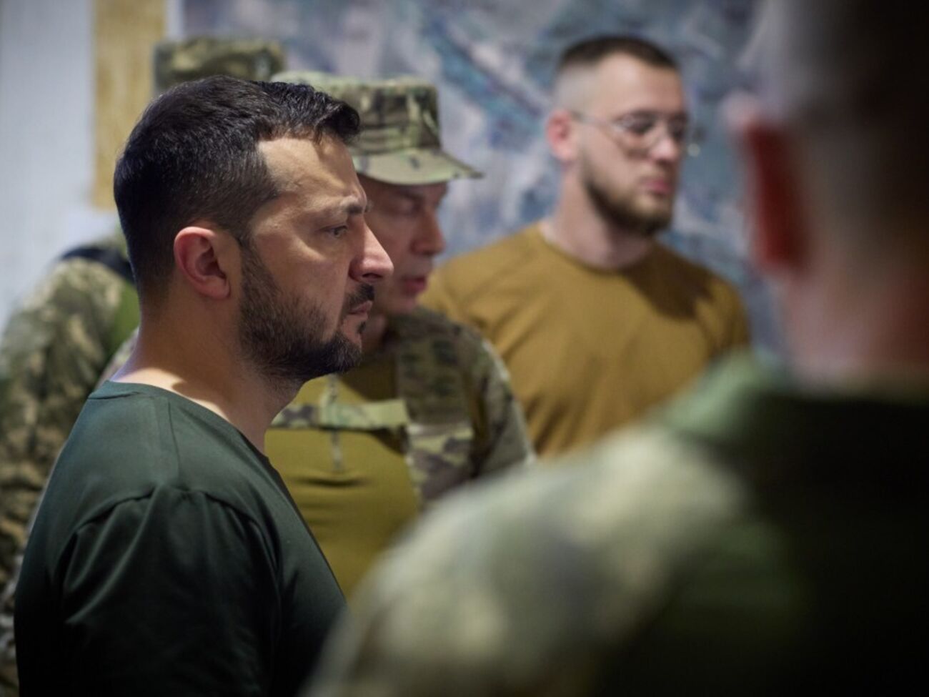 Главком Сырский проинформировал президента о ситуации на фронте