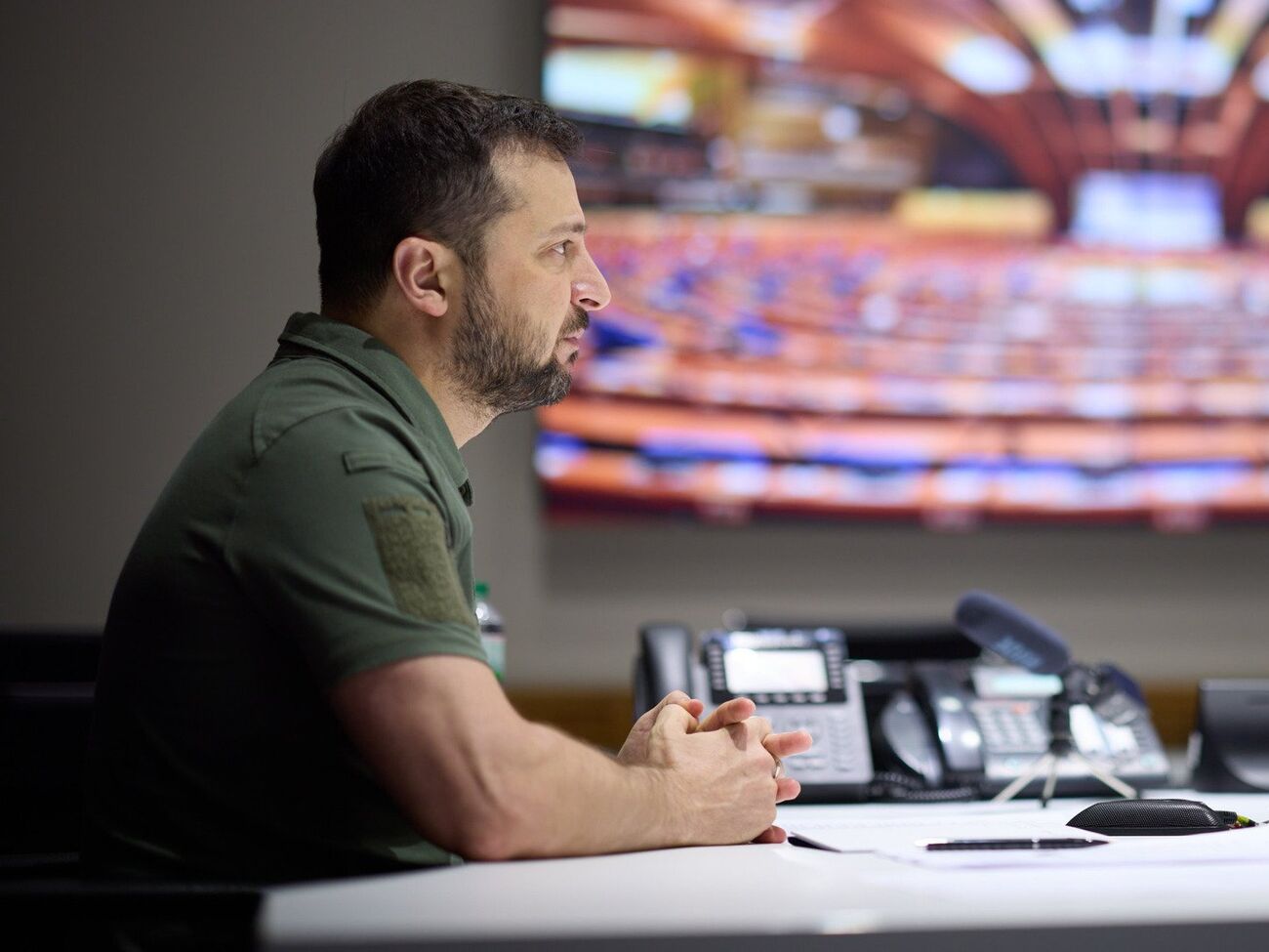 Зеленский назвал пять задач для украинских дипломатов