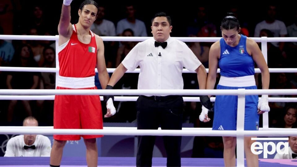 Каріні припинила бій із Хеліф, бо, за її словами, побоювалася за своє життя