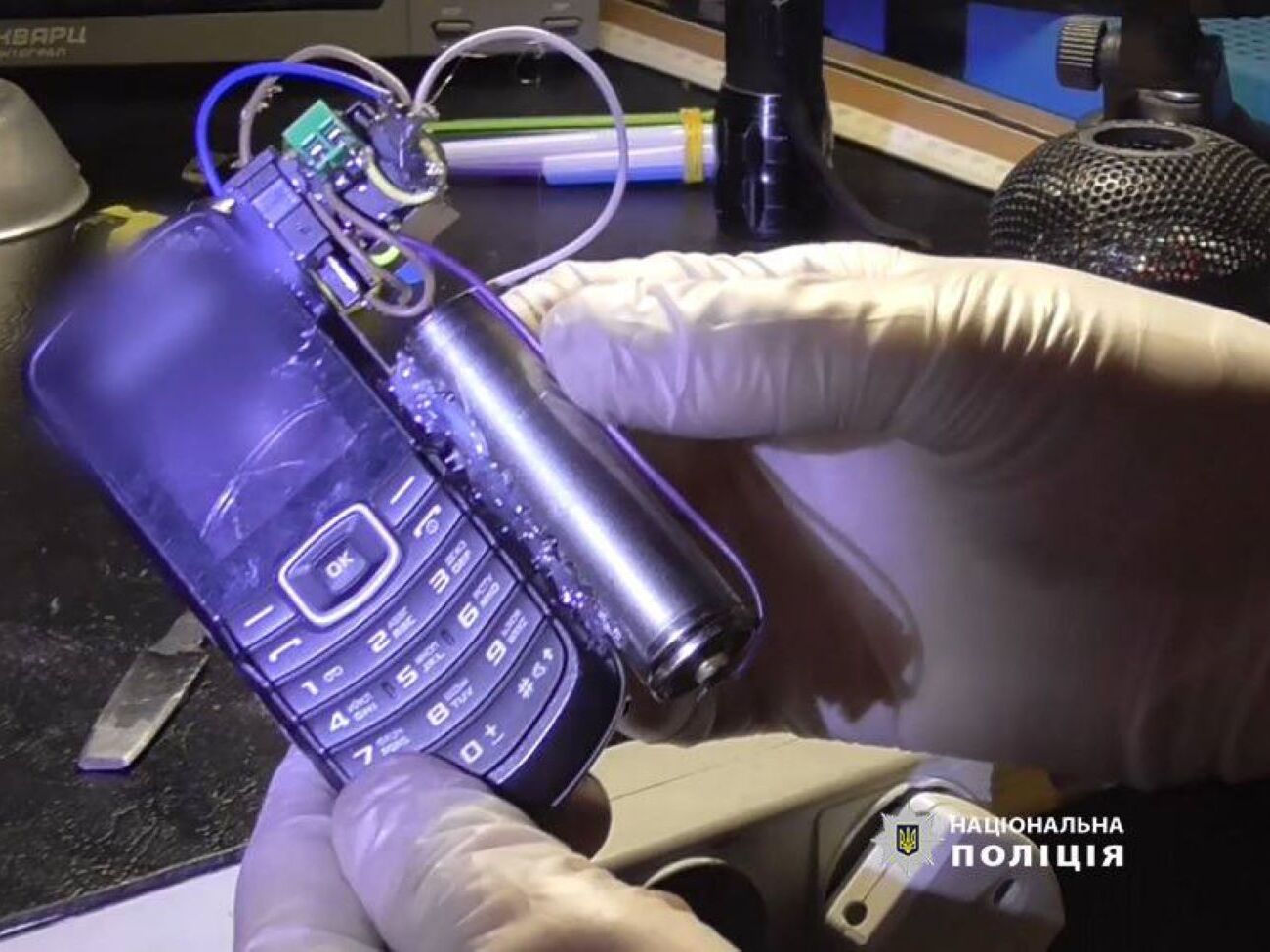 35-річний чоловік спалив 10 автомобілів і пошкодив ще три