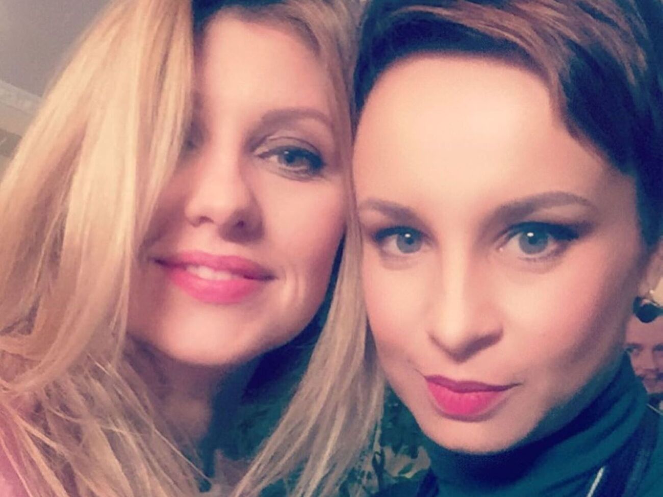 Зеленская: Без подруг вообще жизнь невозможна. Я, например, свою подружку Ирину знаю с 18 лет