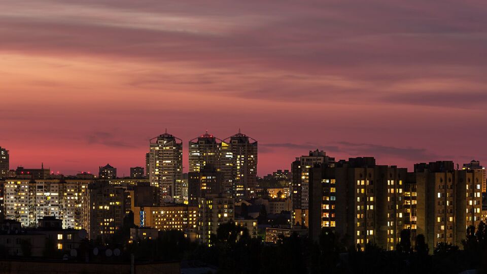 20 серпня графіки вимкнень світла діють із 16.00 до 24.00 в усіх регіонах