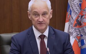 Командующие группировками войск "Белгород", "Курск" и "Брянск" будут отвечать "за защиту граждан и территорий" от атак, отметил Белоусов