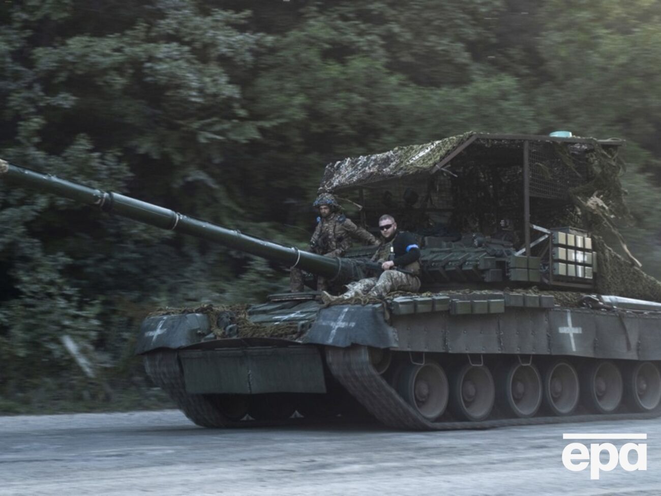 Українським військовим знову бракує снарядів, пишуть ЗМІ