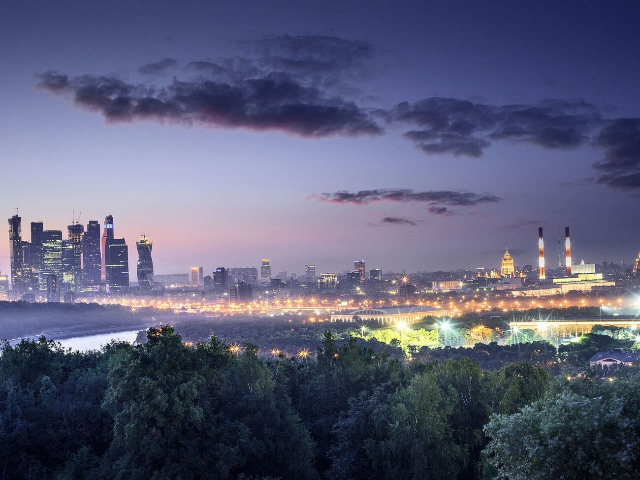 Російська влада стверджує, що дрони летіли на Москву, але їх нібито збили на підступах