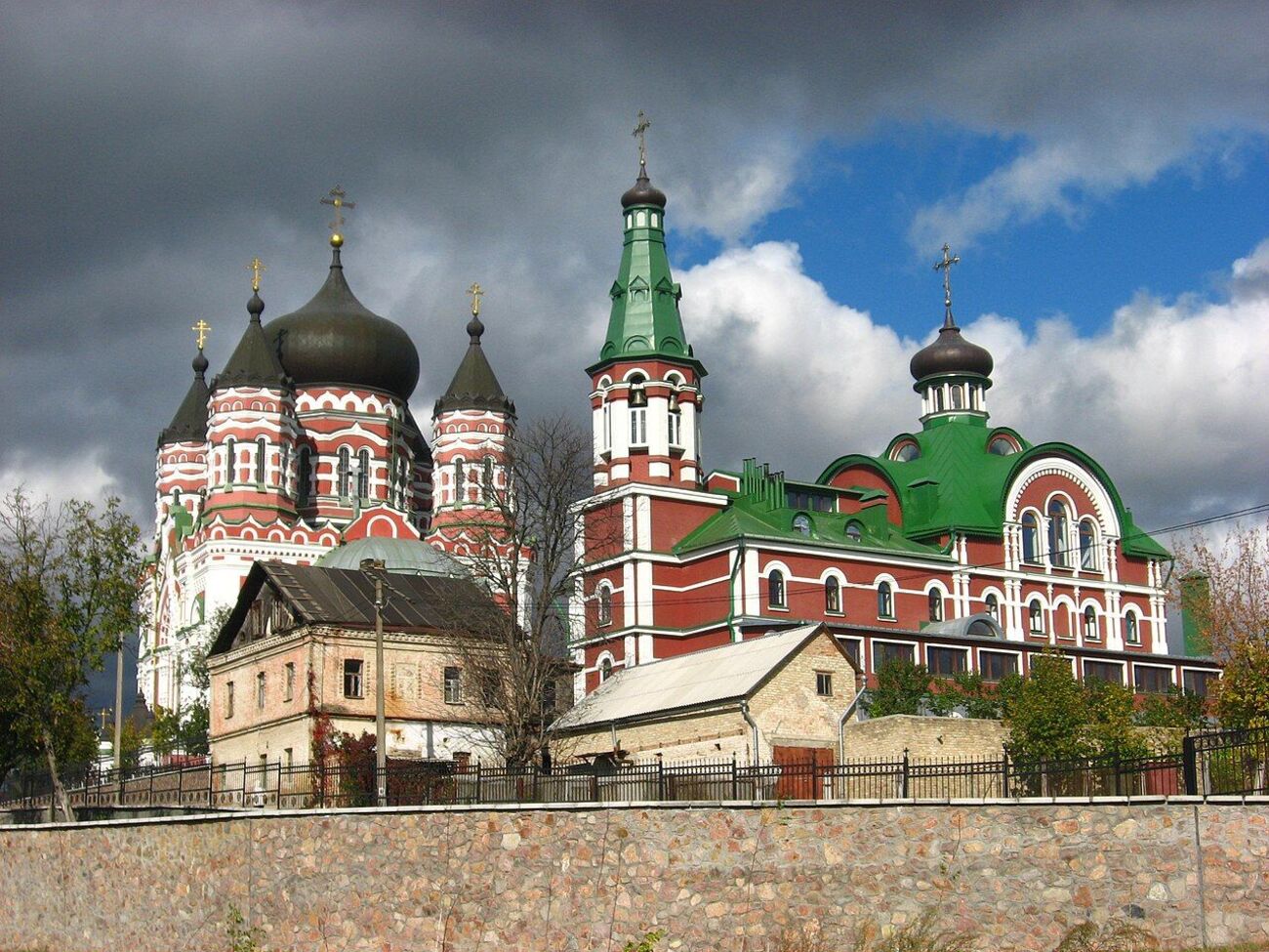 26 священнослужителів УПЦ МП дістали судові вироки