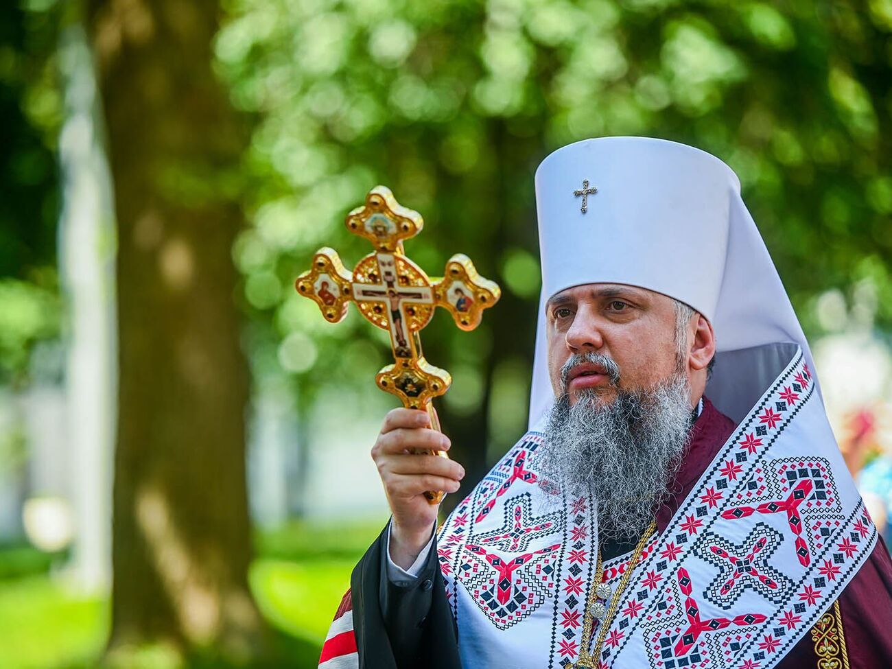 Епифаний отметил, что неоднократно обращался к УПЦ МП с призывом объединиться, однако там отвечали лишь ультиматумом