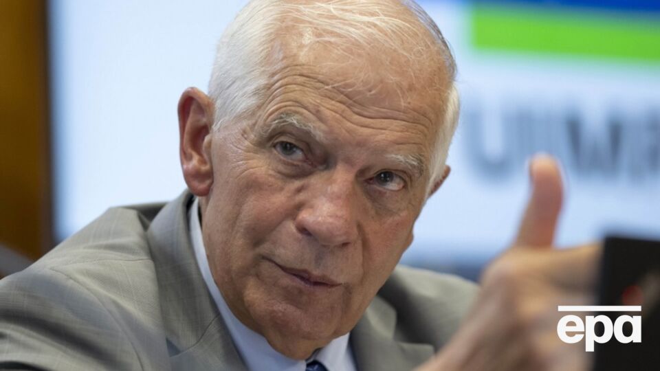 ЄС повністю підтримує боротьбу України проти російської агресії, сказав Боррель (на фото) Кулебі