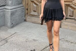 Дочка Філатова відпочиває в Україні