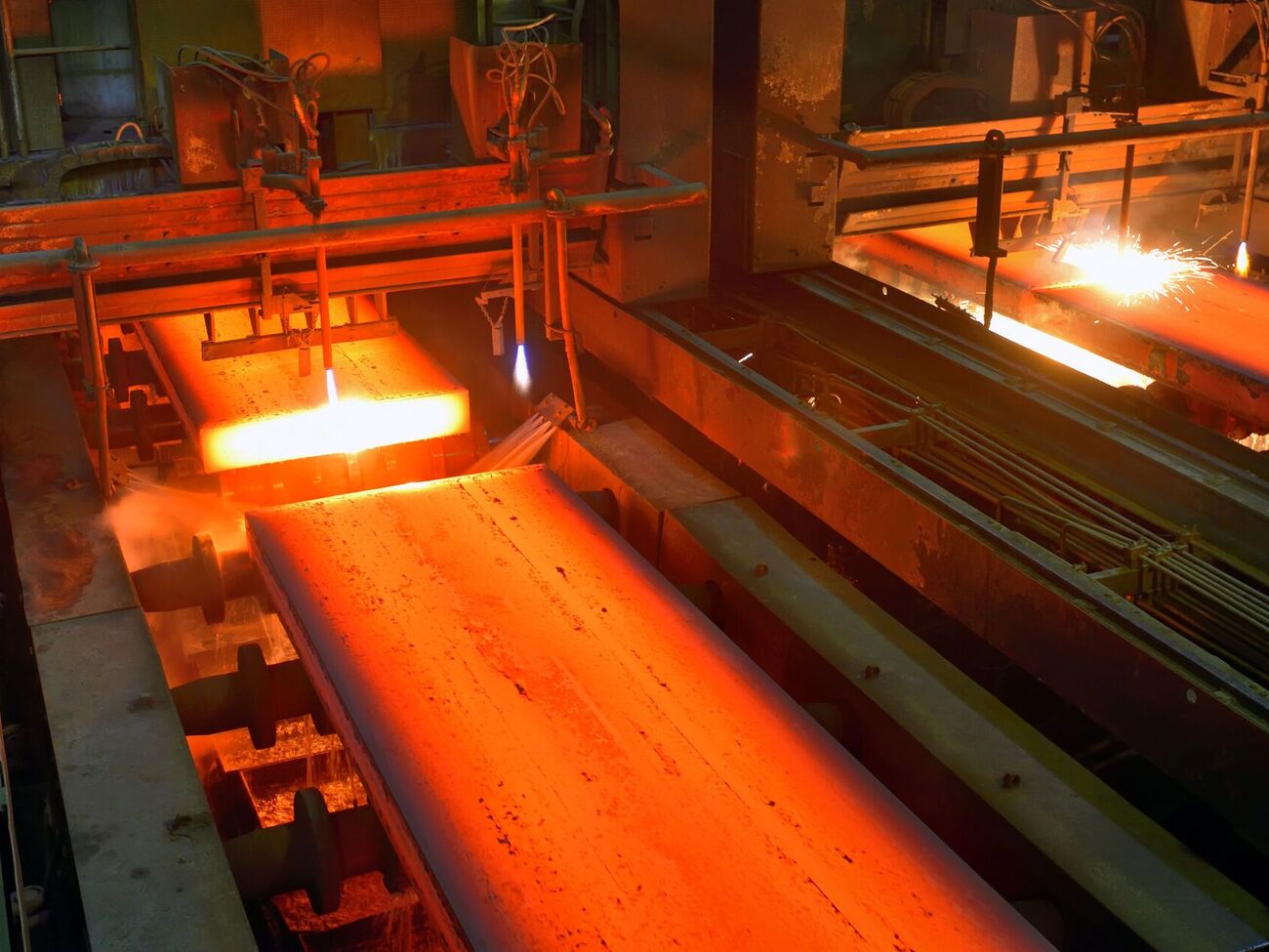 В 12-м пакете Евросоюз продлил действие квот на российские слябы еще на четыре года