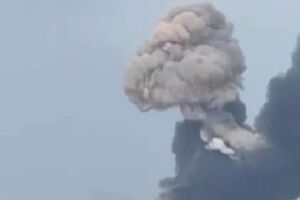 Паблики показали видео с горящим паромом