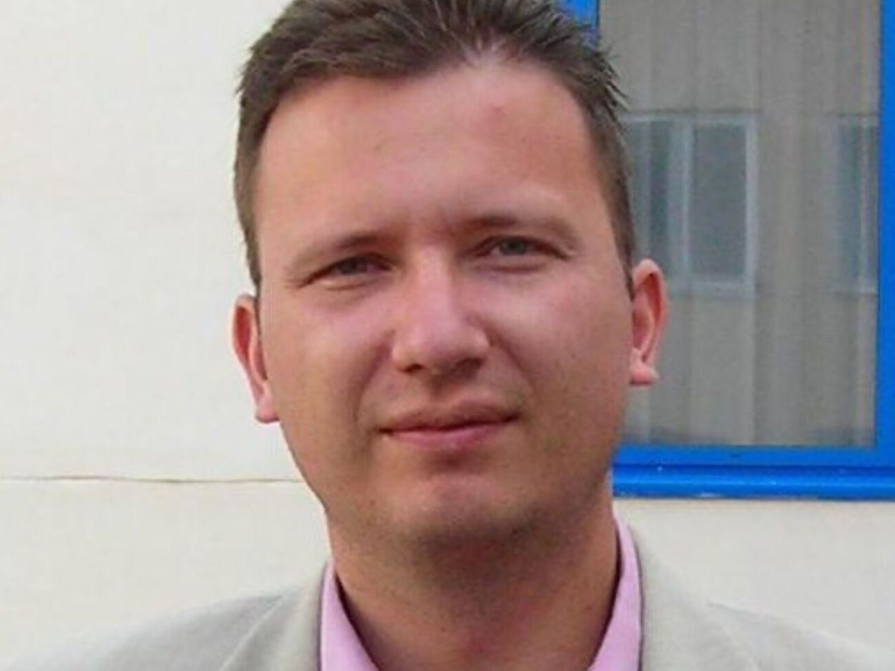 В преддверии тяжелой зимы украинцы заказывают зарядные устройства, пауэрбанки, одежду, а их решили "подстричь" налогом на заграничные посылки от $1