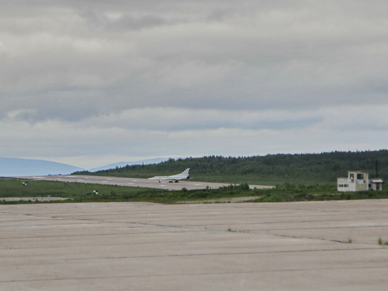 Украинские дроны этим летом долетают до авиабазы Оленья, на расстояние почти 1800 км от границы