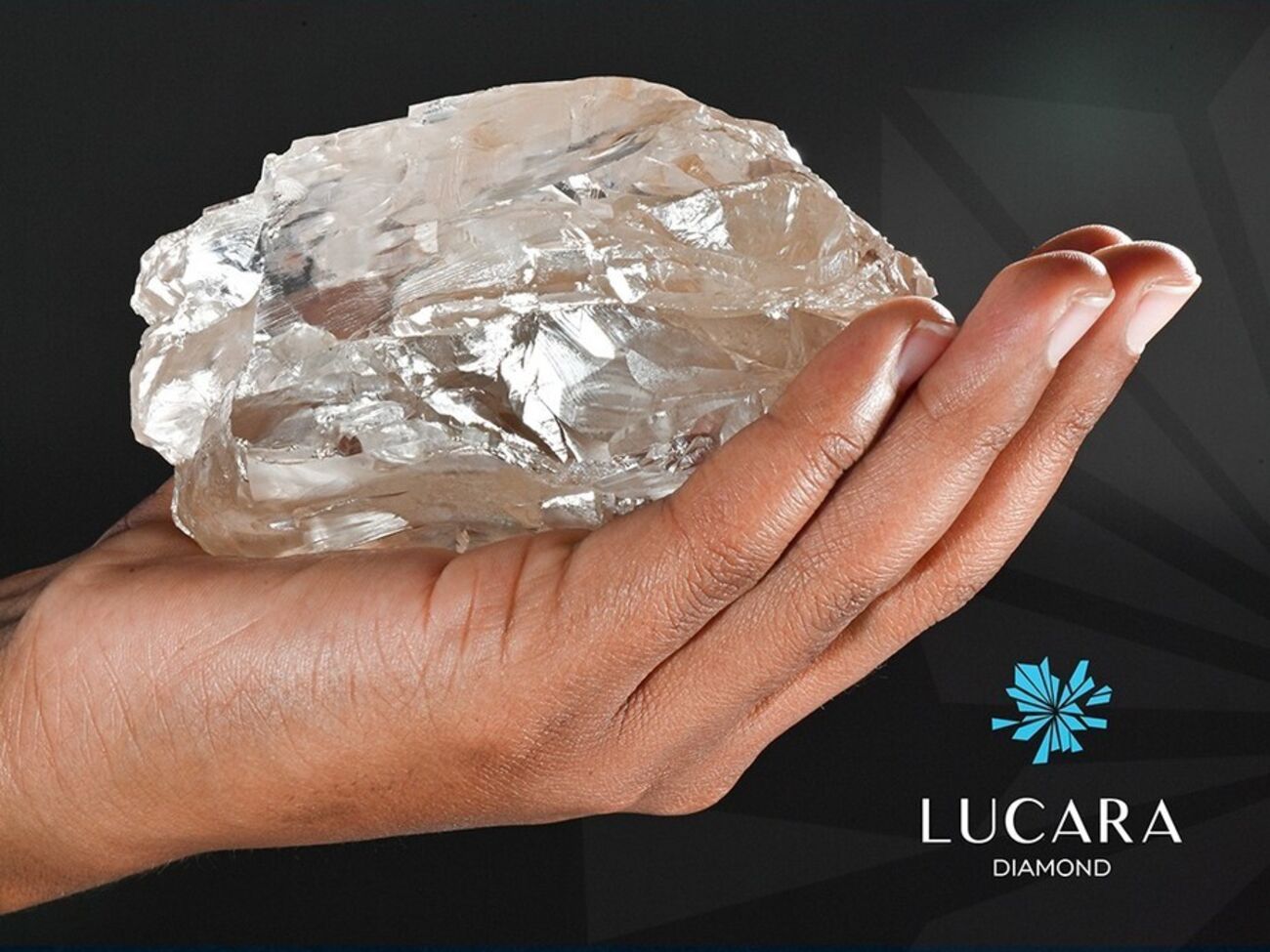 Алмаз назвали необычным