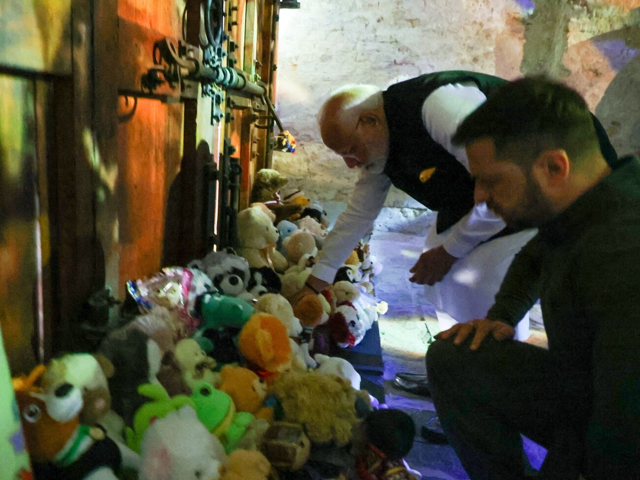 Моди во время встречи с Зеленским выразил сочувствие семьям погибших в Украине детей