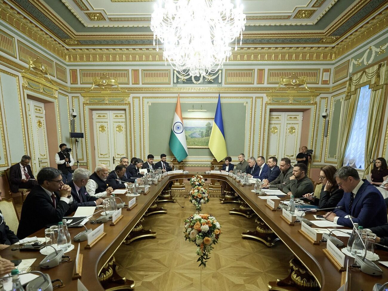 Моди на переговорах в Киеве сказал, что Индия всегда была на стороне международного права, отметил Ермак