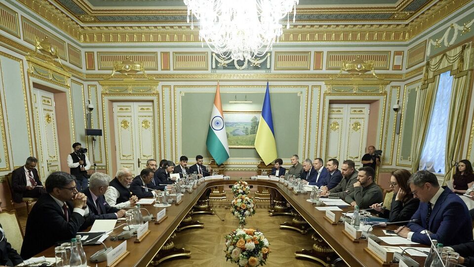 Моди на переговорах в Киеве сказал, что Индия всегда была на стороне международного права, отметил Ермак