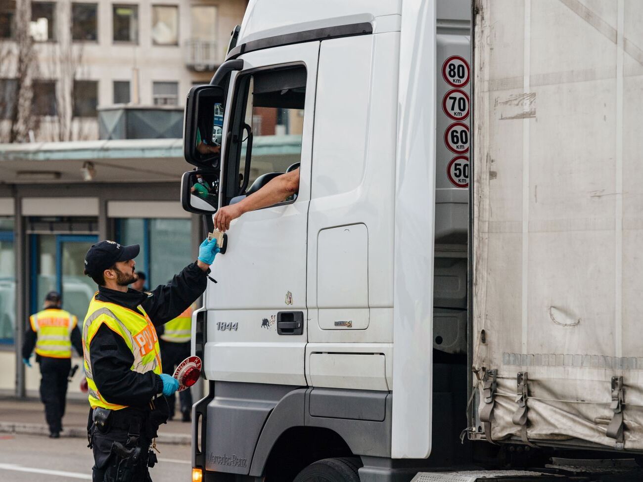 Угода про лібералізацію вантажних перевезень із ЄС діятиме до кінця червня 2025 року