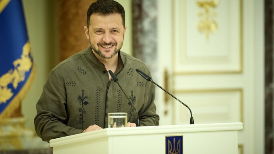 Зеленский показал новое украинское оружие