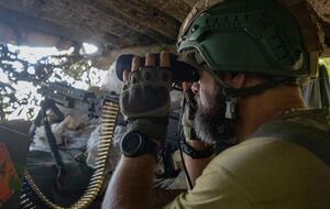 Спочатку на заводі було приблизно 40 російських військовослужбовців, вони зазнають втрат, розповів спікер ОТУ "Харків"