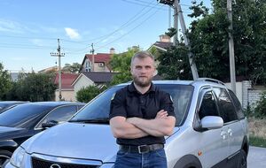 ЗМІ пишуть, що Дмитрук утік з України