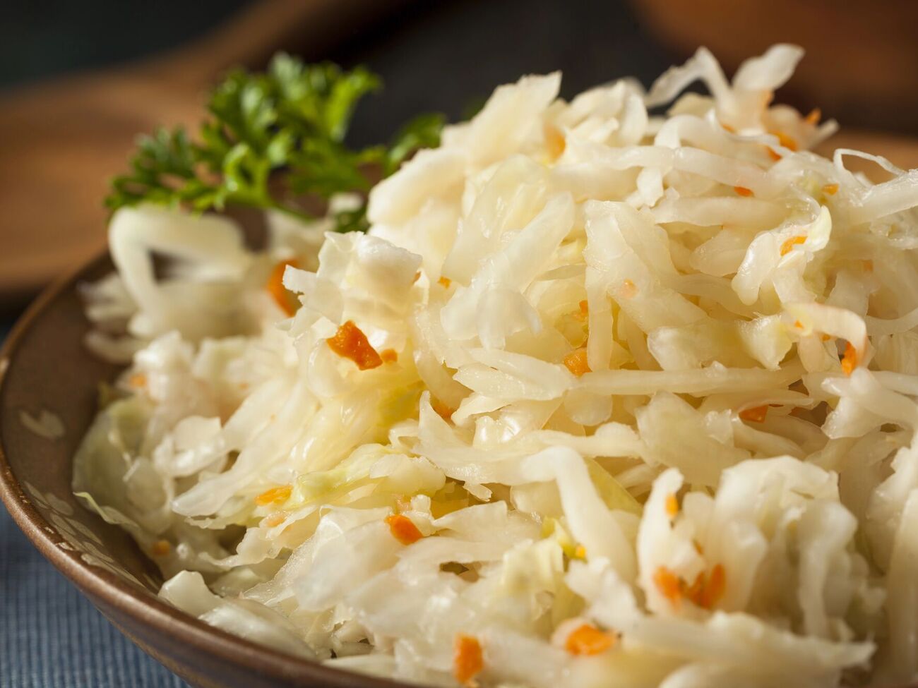 Заквашенная этим способом капуста долго сохраняет свежесть