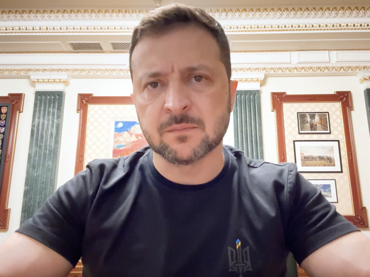 Нужно, чтобы не было каких-либо задержек в логистике для сил обороны Украины, отметил Зеленский