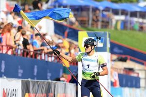 Мандзин перетнув фініш із прапором України