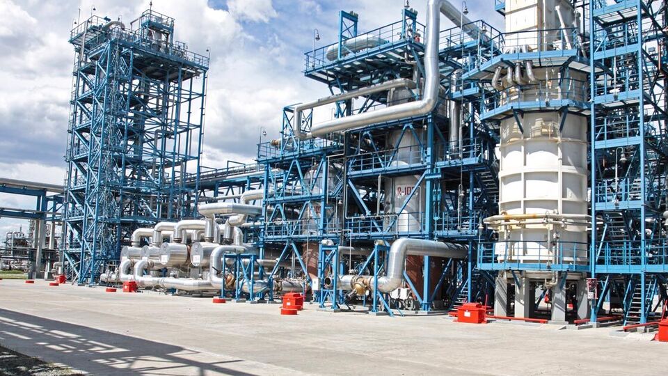 На заводе подтвердили пожар