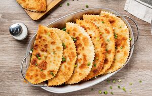 Секрет чебуреков – в использовании водки