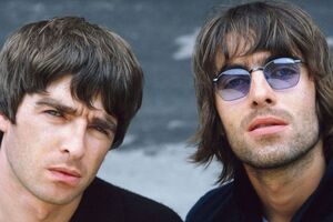 Після розставання у 2009 році брати Галлахер і далі публічно сварилися