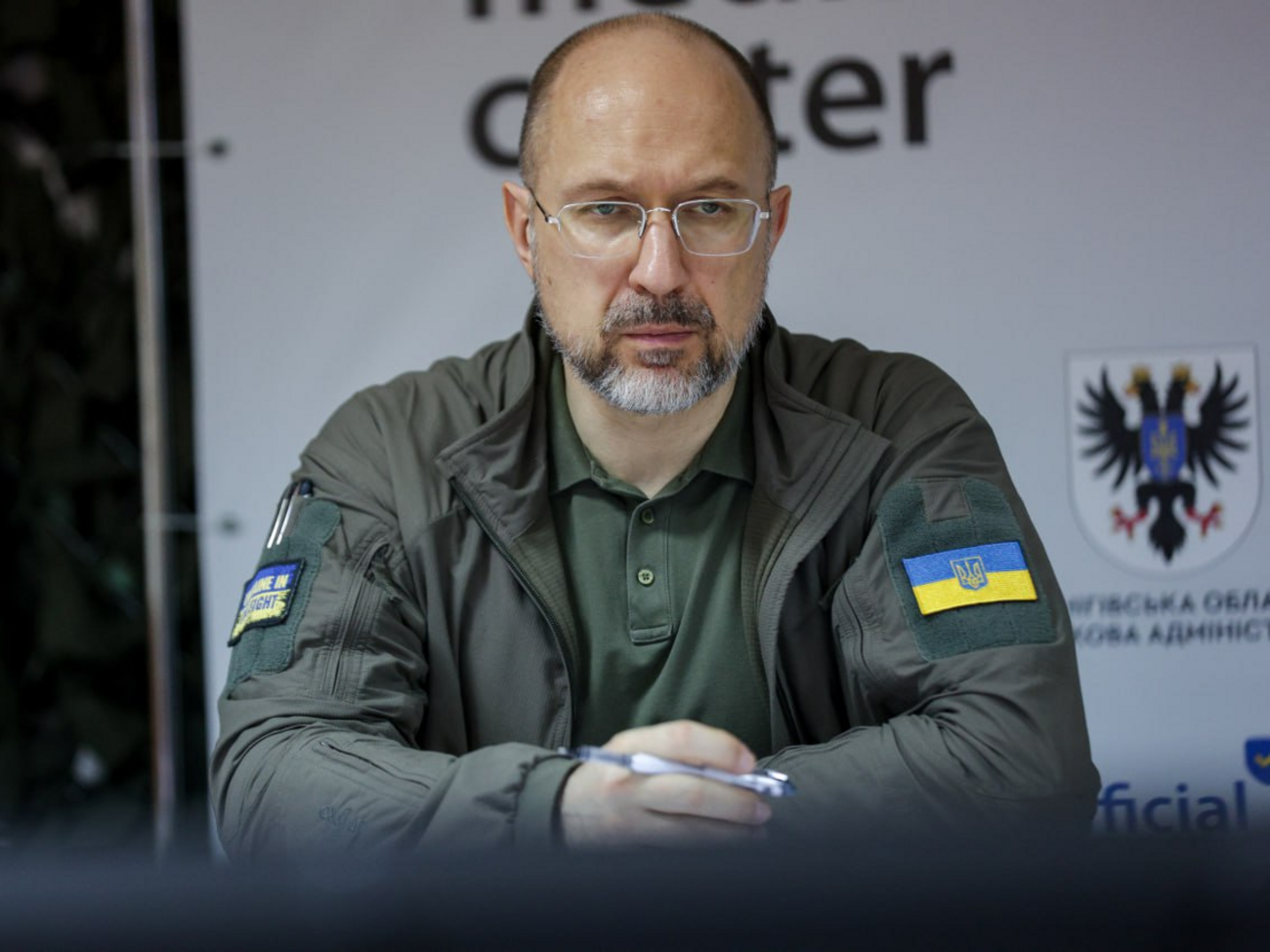 Шмигаль: У державі, яка бореться за своє виживання, не може бути людей, які стоять осторонь. Люди мають або воювати, або робити все, щоб забезпечити тих, хто воює