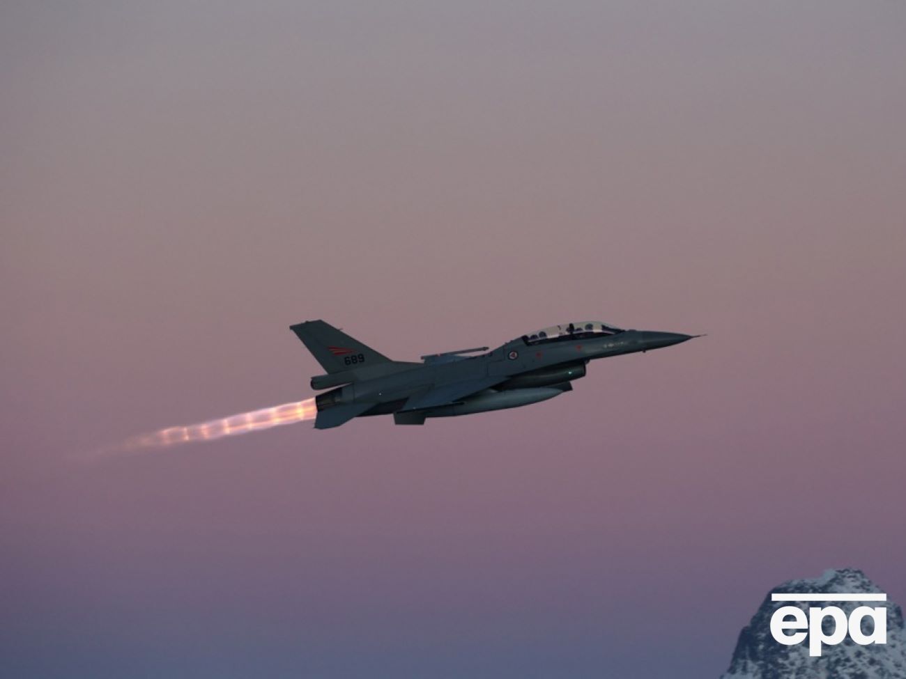 Военные с помощью F-16 сбили несколько ракет, которыми РФ атаковала Украину в ночь на 26 августа, рассказал Зеленский