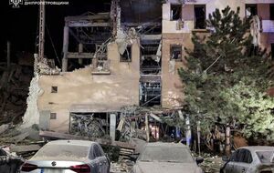 Во время ракетной атаки на отель погибли два человека