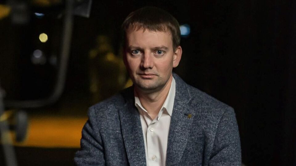 Соловьяненко родился в 1980 году в Киеве