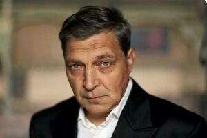Дуров – несомненно, рыцарь. Но и рыцари ходят в сортир, напиваются и засыпают в свинарниках
